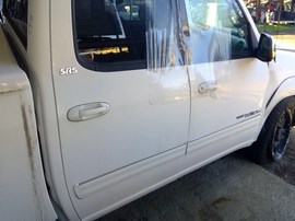 2006 TOYOTA TUNDRA, WHITE, SR5 MODEL, CREW CAB, 4.7L, AT, 2WD, Z25260